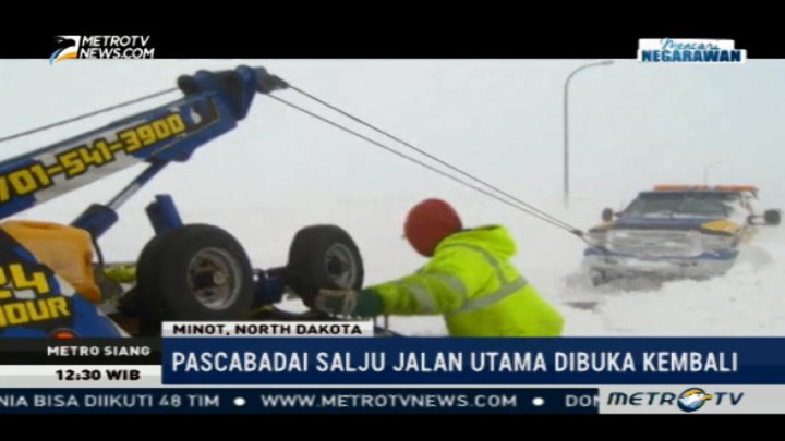 Pacabadai Salju Jalan Utama di North Dakota Dibuka Kembali