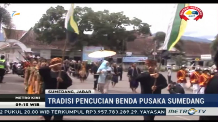 Sambut Maulid Nabi, Benda Pusaka Diarak Keliling Kota