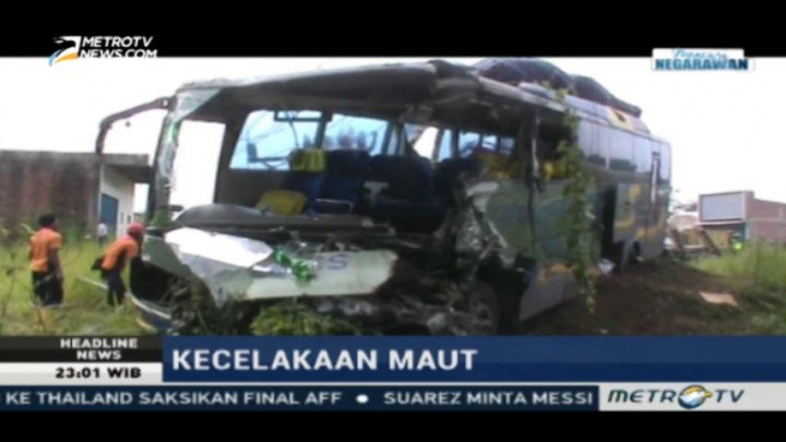 Bus Tabrak Truk di Jalinsum, Tiga Tewas dan Lima Luka Berat