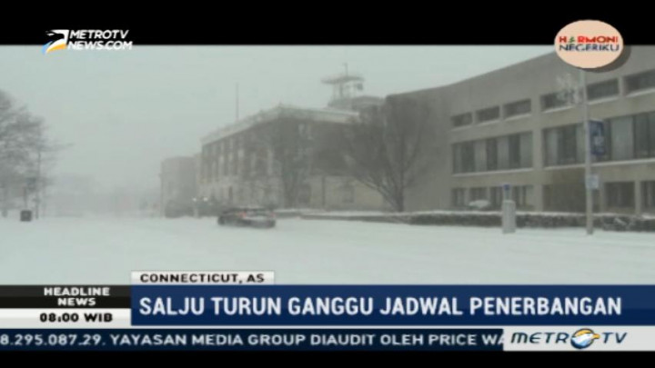 Ratusan Jadwal Penerbangan di Bandara Internasional Logan Boston Ditunda Akibat Salju