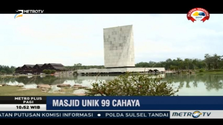 Menelusuri Keunikan Masjid 99 Cahaya di Lampung