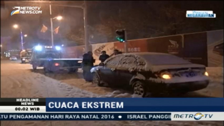 Salju Menumpuk, Sejumlah Jalan di Xinjiang Ditutup