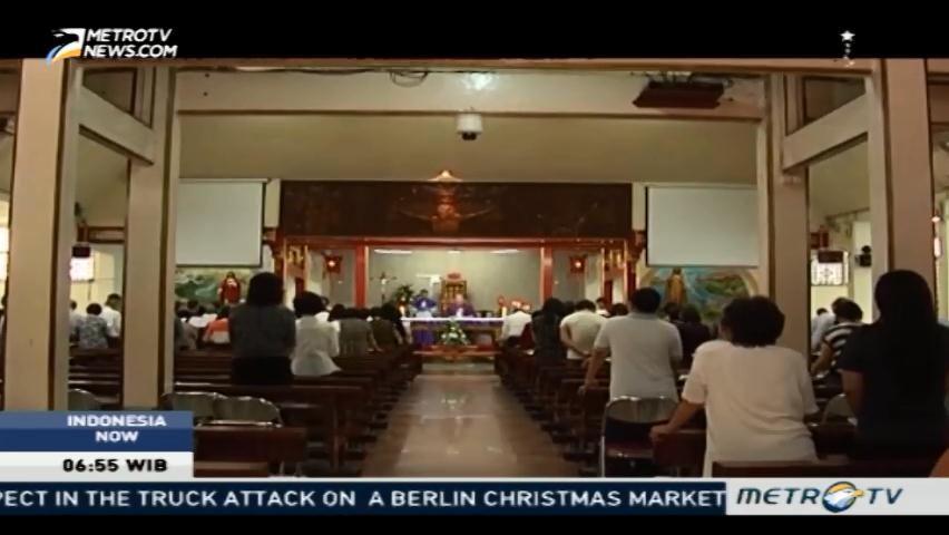 Visiting Unique Oriental Church in Jakarta