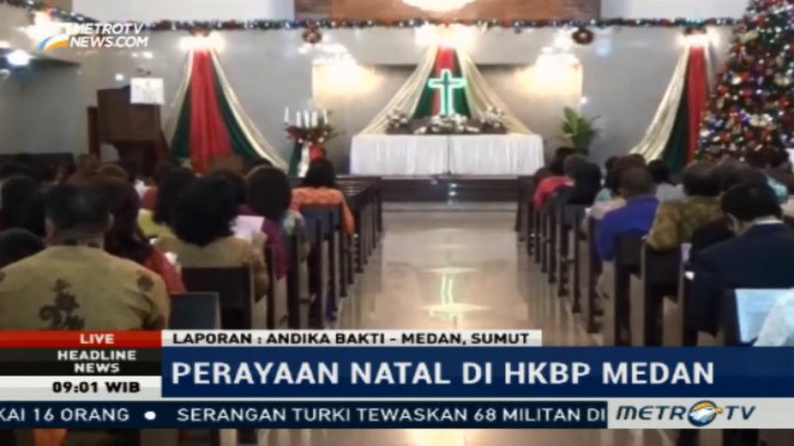 Unik, Khotbah Natal di HKBP Medan Gunakan Dua Bahasa
