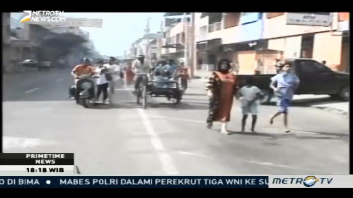 Para Pemberani di Tengah Tsunami (2)