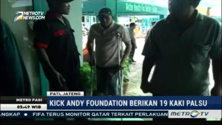 Kick Andy Foundation Bagikan Kaki Palsu untuk Penyandang Disabilitas di Pati