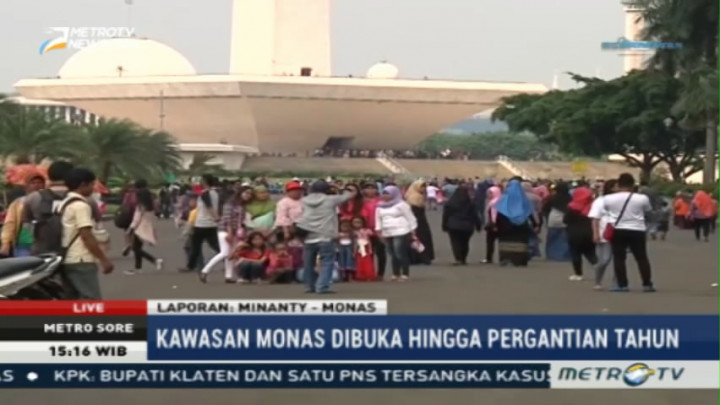 Animo Masyarakat untuk Rayakan Tahun Baru di Monas Tinggi