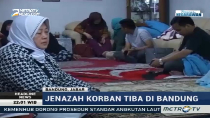 Jenazah Seorang Korban Kapal Zahro Express Tiba di Rumah Duka