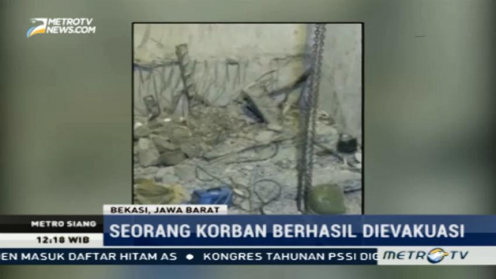 Jenazah Korban Robohnya Tangga Darurat di Bekasi Berhasil Dievakuasi