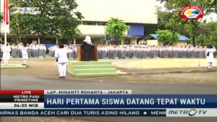 Suasana Hari Pertama Masuk Sekolah di SMAN 70 Jakarta