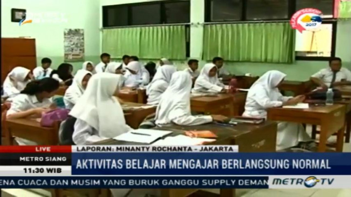 Hari Pertama Sekolah, Aktivitas Siswa SMA di Jakarta Berlangsung Normal