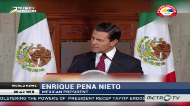 Mexico Peso Hits Record Low after Trump's Comments