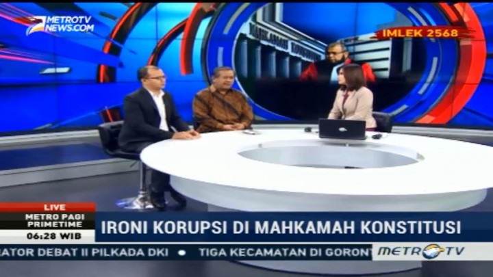 Hakim MK Rawan Terjerat Suap?