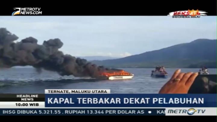 Sebuah Kapal Cepat Terbakar di Ternate