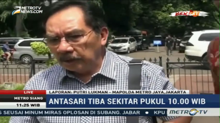 Antasari Azhar Sambangi Polda Metro Jaya