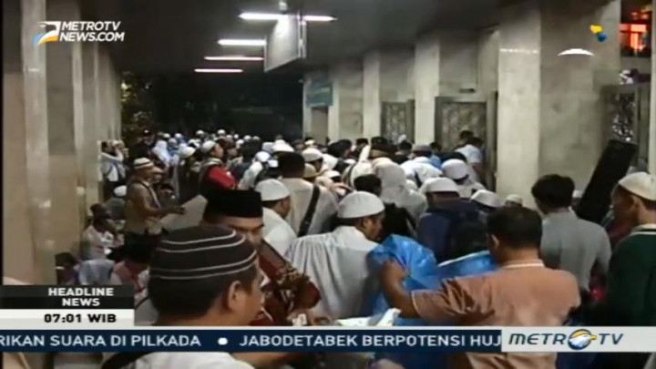 Peserta Aksi Damai 112 Padati Masjid Istiqlal