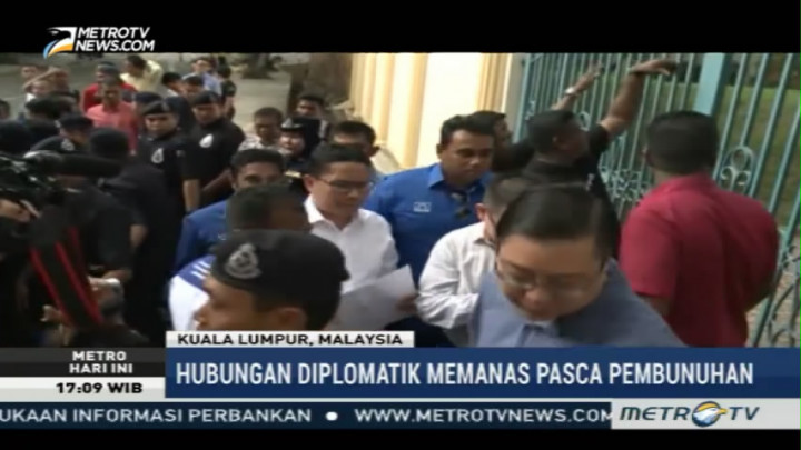 Belasan Warga Malaysia Unjuk Rasa di Kedutaan Korut