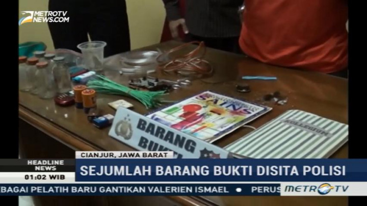 Geledah Rumah Pelaku Teror di Bandung, Polisi Sita Sejumlah Barang Bukti