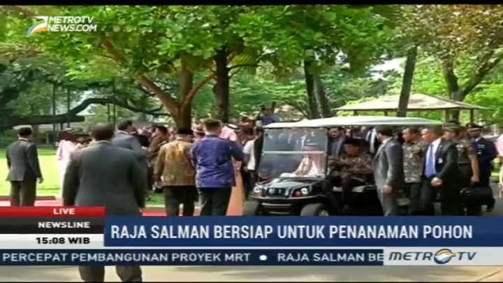 Raja Salman Disopiri Presiden ke Lokasi Penanaman Pohon