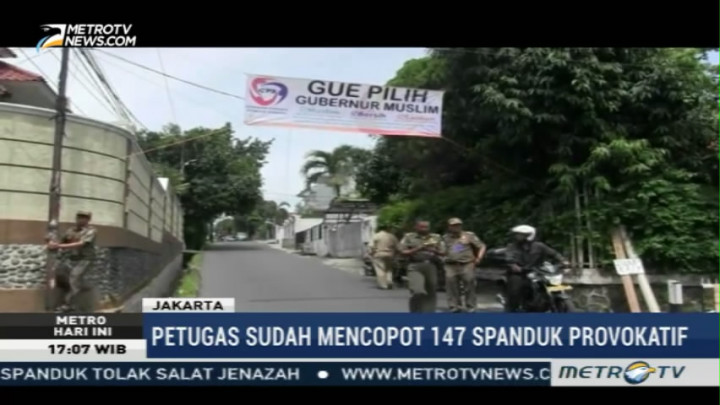 Pemprov DKI Copot 147 Spanduk Provokatif