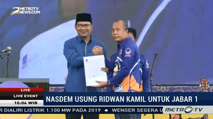 Penyerahan Surat Rekomendasi DPW Nasdem pada Ridwan Kamil