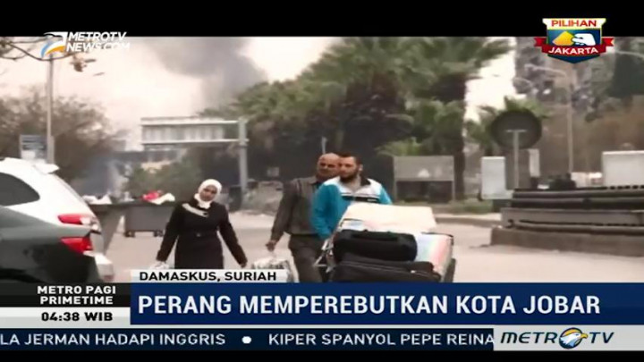 Pertempuran di Damaskus Paksa Warga Mengungsi