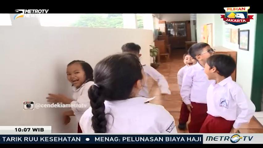 Sekolah untuk Si Abu-abu (1)