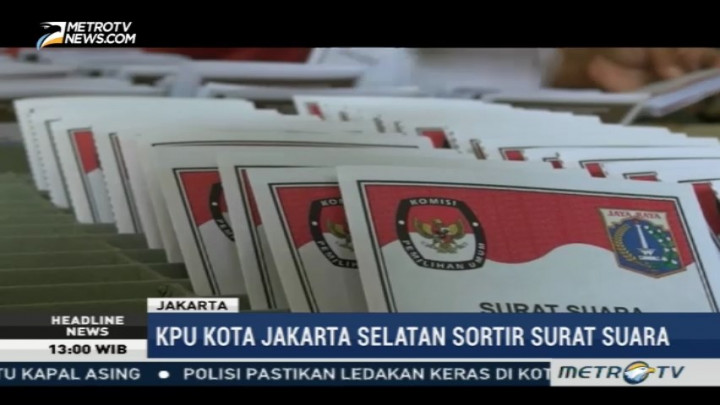 KPU Jakarta Selatan Sortir Jutaan Surat Suara