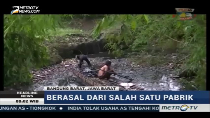 Ribuan Liter Oli Cemari Danau dan Sawah di Padalarang