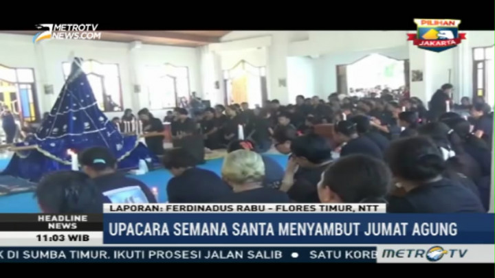 Umat Katolik di Larantuka Gelar Prosesi Cium Patung