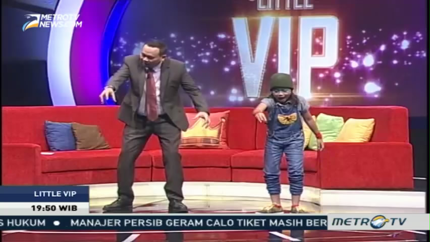 Aksi Pantomim <i>Dance</i> dari Pantomimer Cilik