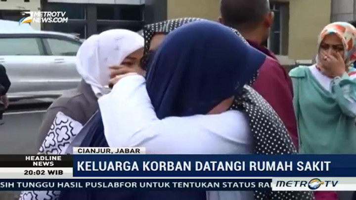 Keluarga Korban Kecelakaan di Ciloto Datangi RS Cimacan