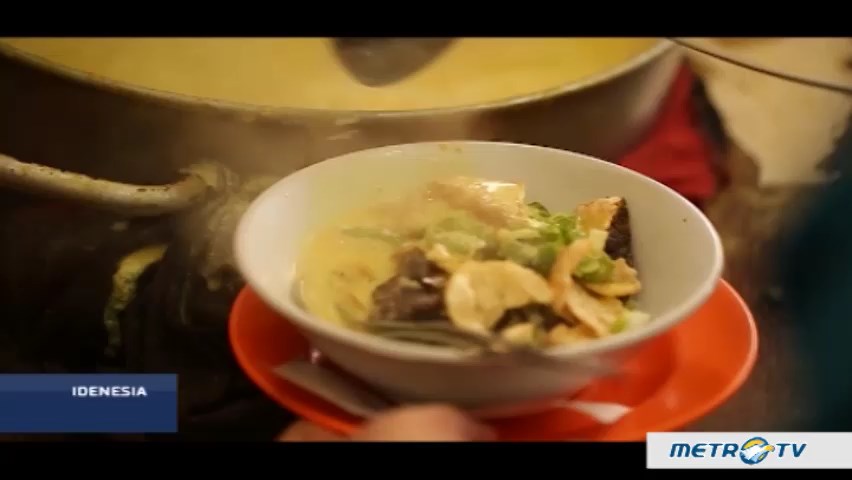 Menikmati Cita Rasa Soto Betawi