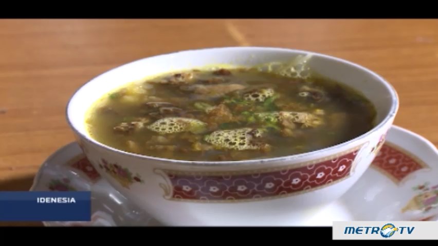 Menikmati Cita Rasa Soto Padang