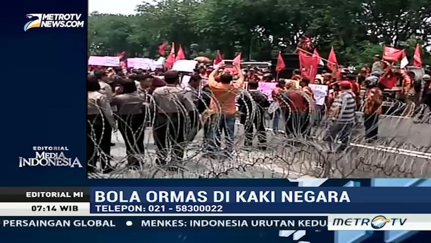 Bola Ormas di Kaki Negara