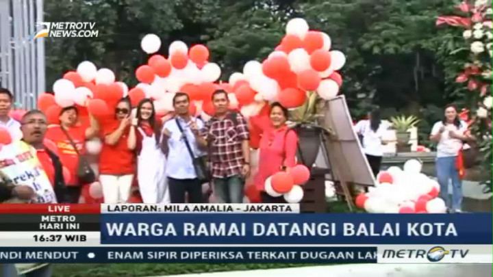 Kiriman Balon ke Balai Kota Bentuk Apresiasi Warga Terhadap Ahok-Djarot