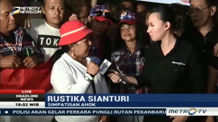 Simpatisan Ahok Gelar Aksi di Depan Pengadilan Tinggi Jakarta
