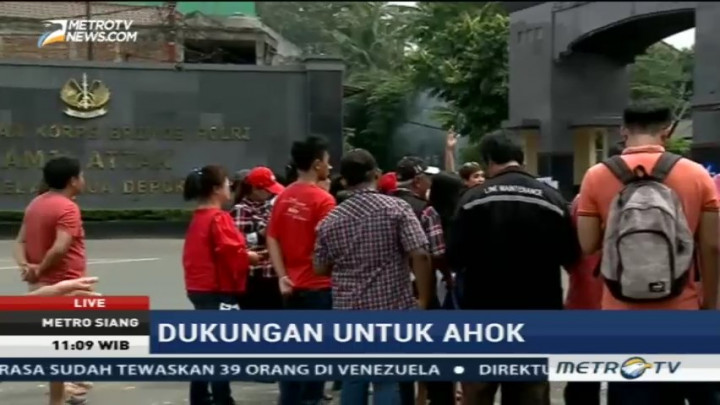 Warga Dilarang Jenguk Ahok