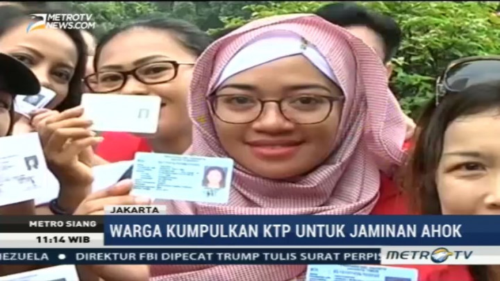 Warga dari Berbagai Daerah Kumpulkan KTP untuk Ahok