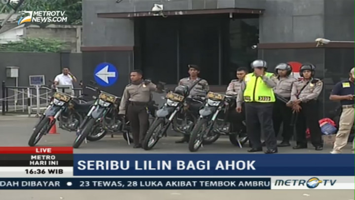 Massa Tinggalkan Mako Brimob atas Permintaan Ahok