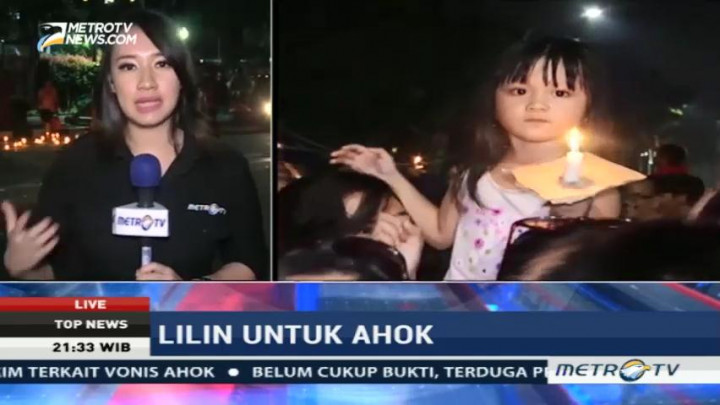 Balai Kota DKI Dipenuhi Lilin