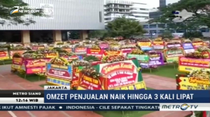 Berkat Ahok-Djarot Omzet Pengrajin Papan Bunga Naik