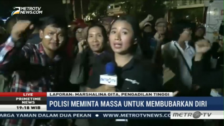 Polisi Ambil Langkah Persuasif untuk Membubarkan Massa Pendukung Ahok