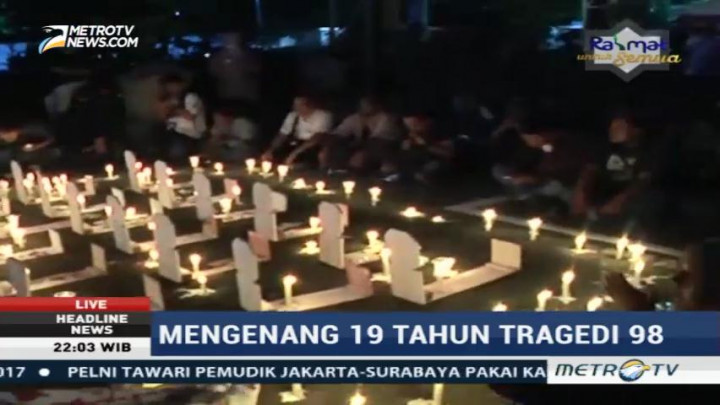 Aktivis Tuntut Keadilan Bagi Korban Tragedi Mei 1998