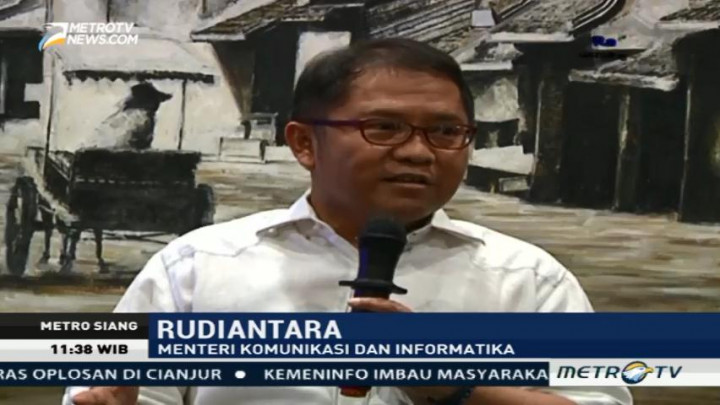 Menkominfo Awasi Serangan Virus Jaringan Internet