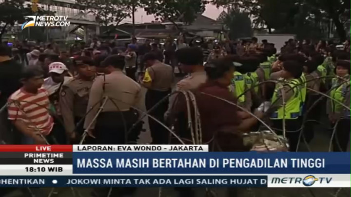Polisi Minta Massa Pendukung Ahok Membubarkan Diri