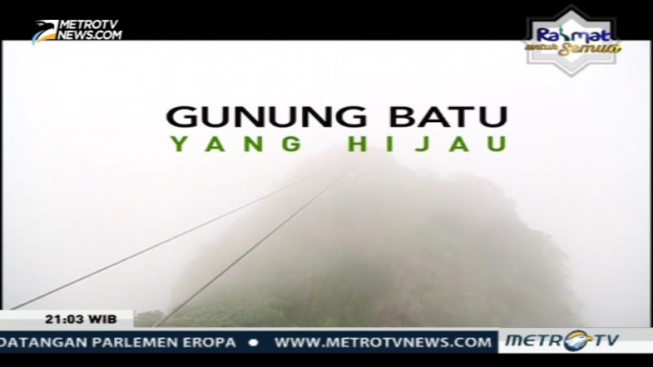 Gunung Batu yang Hijau (1)