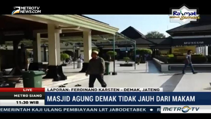 Tradisi Sambut Ramadan, Peziarah Ramai Kunjungi Masjid Agung Demak