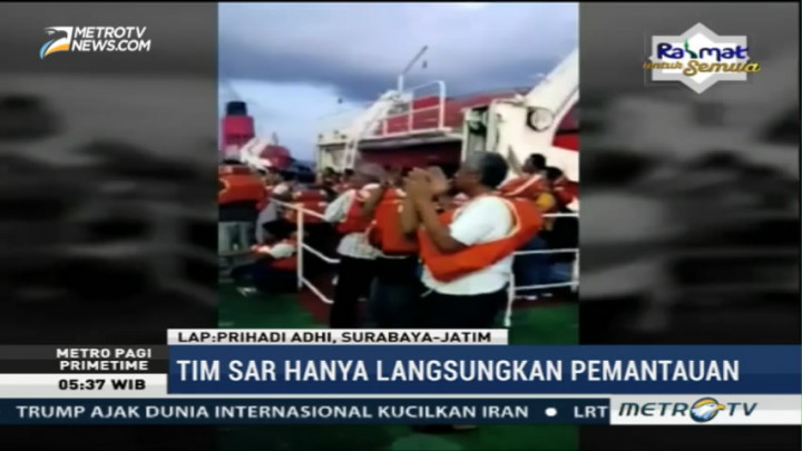 Tim SAR Lakukan Pemantauan di Sekitar Lokasi Terbakarnya KM Mutiara Sentosa I