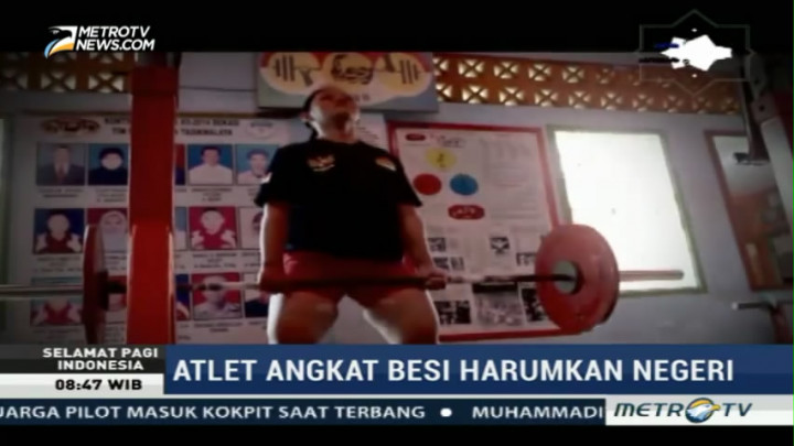 Tiga Atlet Putri Angkat Besi Harumkan Nama Indonesia di Tingkat Asia